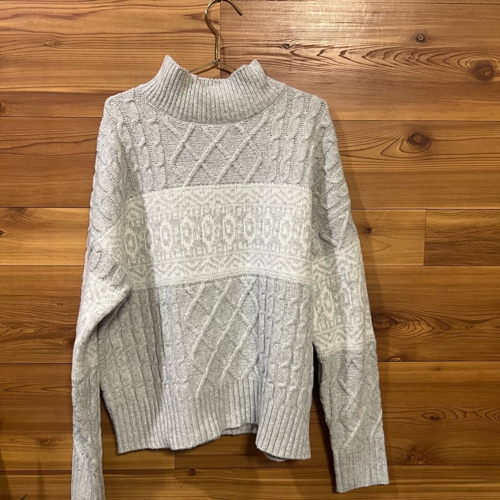NWT Rachel Zoe Cable Knit Sweater